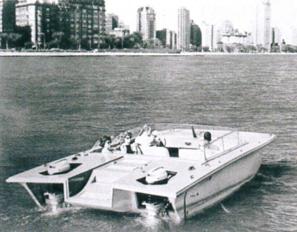 CAT-21 au Chigago Boat Show (1961)